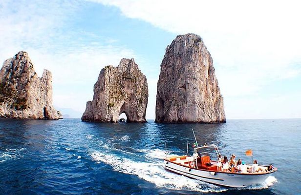Full Day Boat Tour from Amalfi to Capri