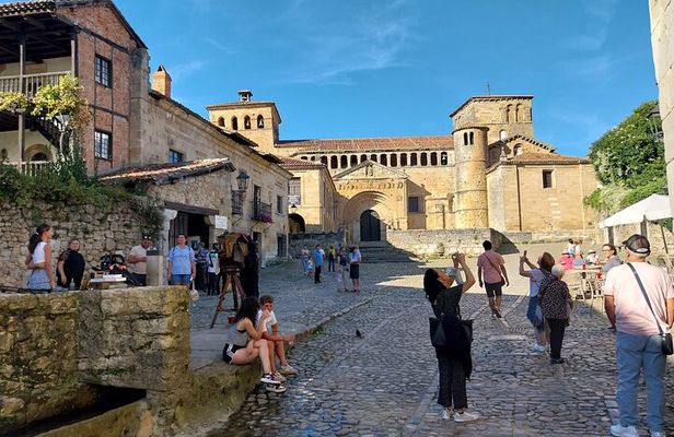 Santillana del Mar & Altamira Museum with tickets- small groups