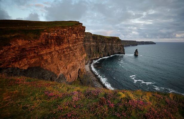 Luxury Private Day Tour to the Cliffs of Moher