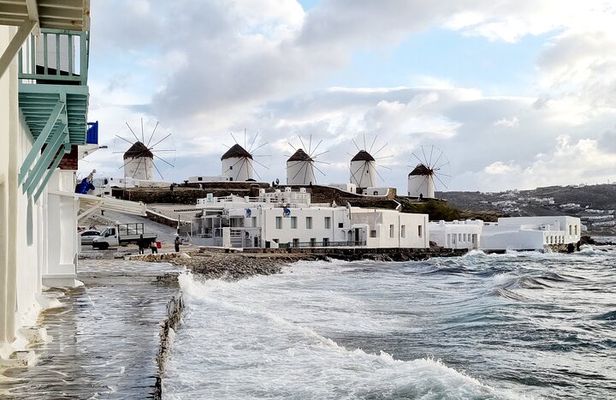 Guided Walking Tour Mykonos, Little Venice, Windmills, Beaches