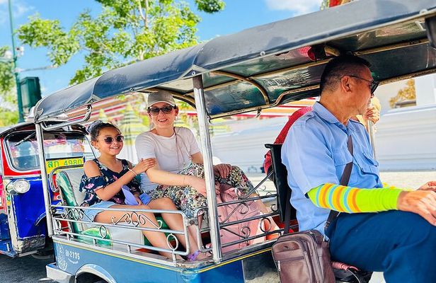 Bangkok Day Tour: Food, Temple & Tuk-Tuk