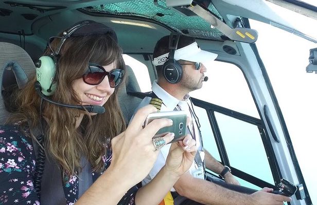 Helicopter Dubai City Tour at Palm with Transfers Options