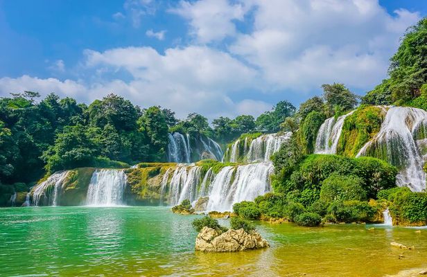 2-Day Private Exploration of Cao Bang's Hidden Gems