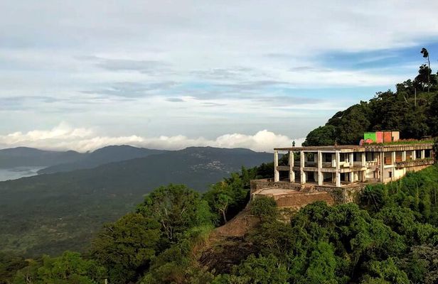 Private 4x4 Tour with View of San Salvador from the Former Cable Car