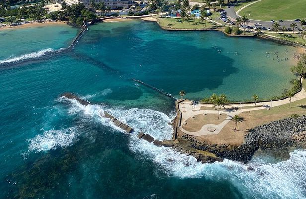 Private 25-Minute Helicopter Tour Across Puerto Rico