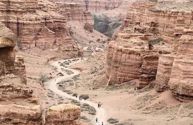 Discovering 6 Stunning Sights on Private Tour of Charyn Canyon