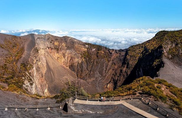 Experience Irazú Volcano National Park from San José - Half day