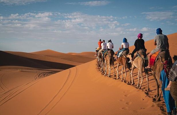 Private 6 Days Tour From Casablanca To Chefchauen and Desert
