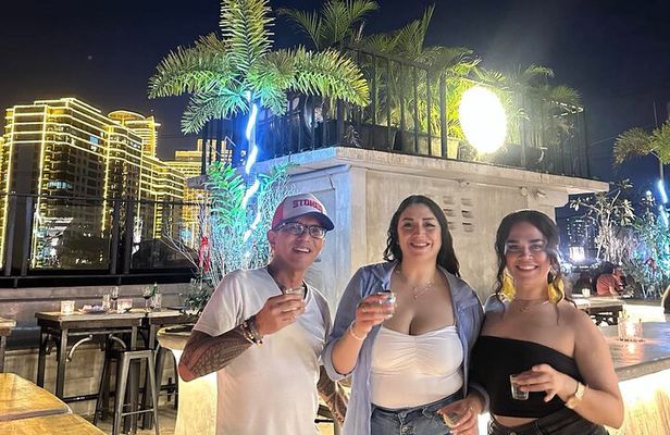 Makati Rooftop Bar Hopping with V