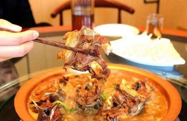 Old Beijing Lamb Ribs Hot Pot Hutong Food Tour