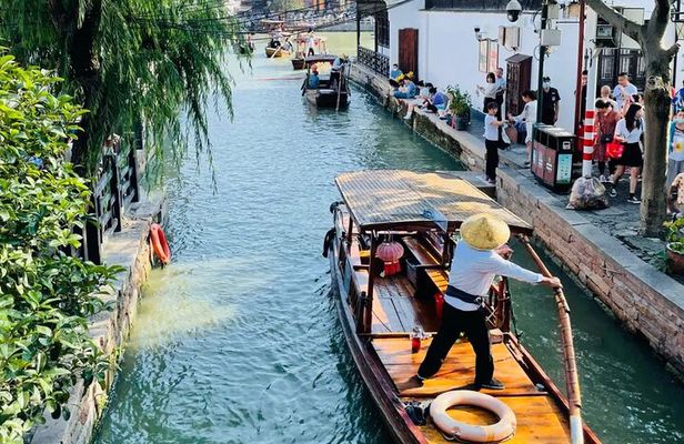 Private Customized Shanghai City Tour with Zhijiaojiao Water Town