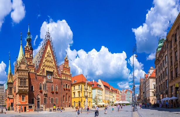 Wroclaw Jewish Quarter Private Guided Tour with Synagogue