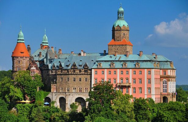 Skip-the-line Ksiaz Castle from Wroclaw by Private Car