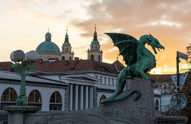 Dragons, everywhere you look!