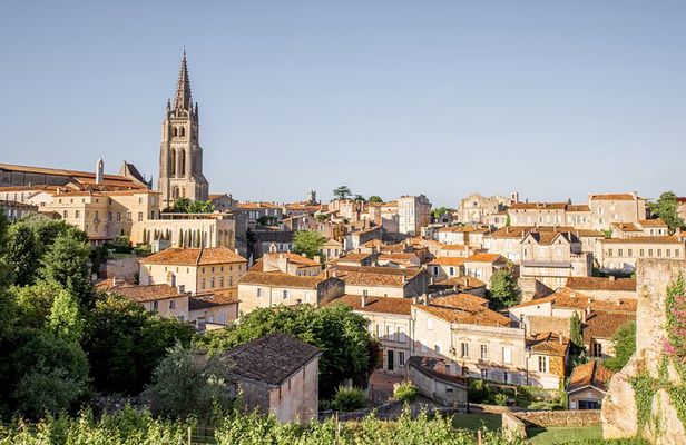 From Bordeaux: Saint-Émilion Half-Day Trip with Wine Tasting