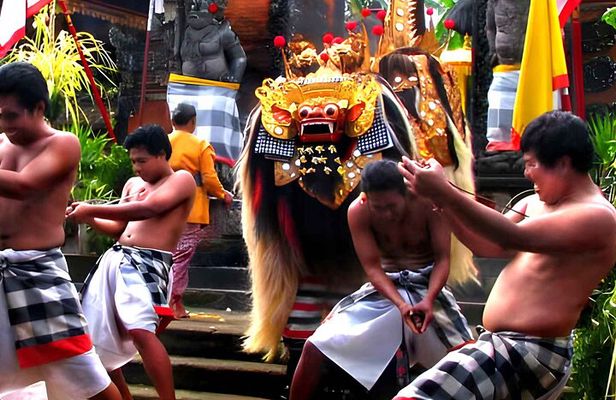 Barong Dance, Ubud and Tanah Lot Sunset Tour