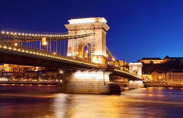 Private Day Trip from Bratislava to BUDAPEST