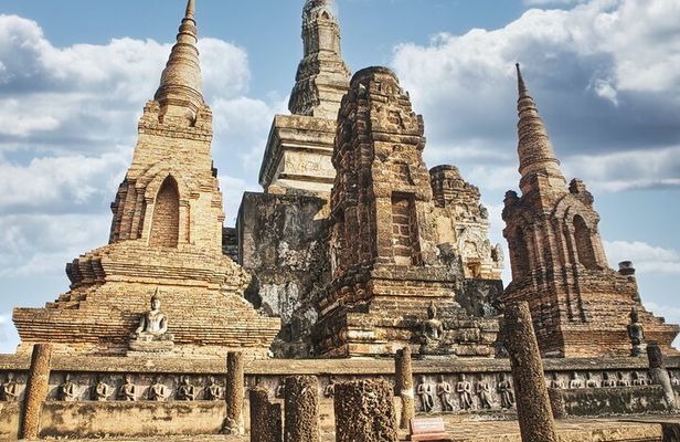Eco-friendly Ayutthaya Tour with Bicycle Ride Experience