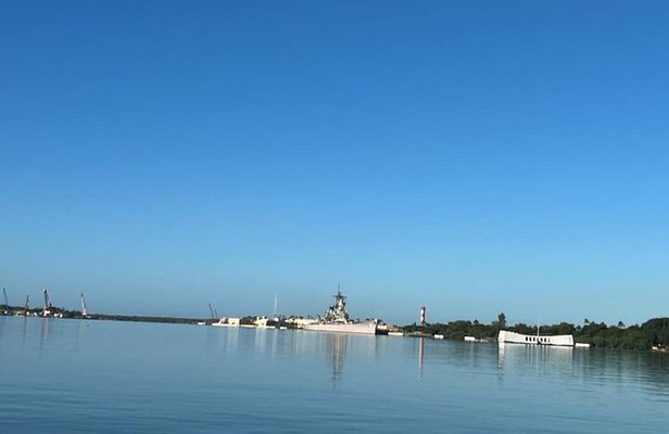 Hawaii 4-Day MiniCircle Island Tour with Pearl Harbor, Honolulu