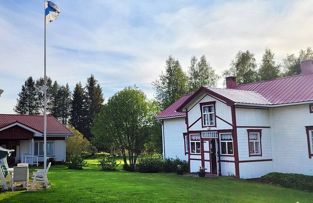 Private Guided Tour in Kujala Ranch with 3 Course Meal