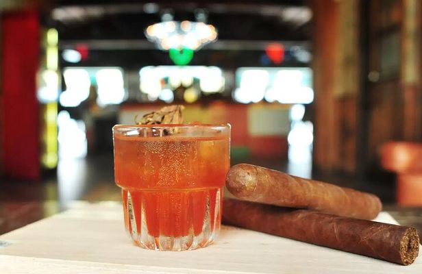 Rum & Cigar Tour With An Expert In Little Havana