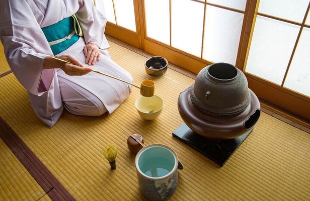 Matcha and Kimono Experience in Tokyo