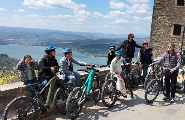 Luxury Eno and Oil experience, by e-bike and more...