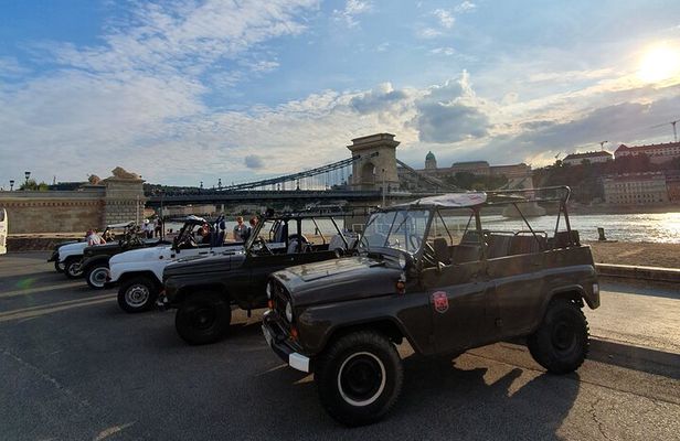Budapest Communism & Corruption 4x4 Tour with private guide