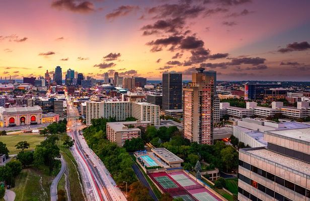 Kansas City’s Sweet Escape: Chocolate & Wine Tour
