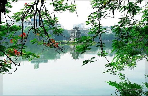 Full Day Private Guided City Tour in Hanoi