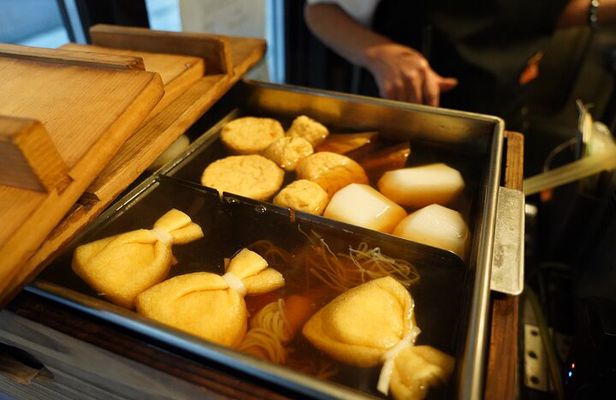Tokyo Local Foodie Adventure near Roppongi