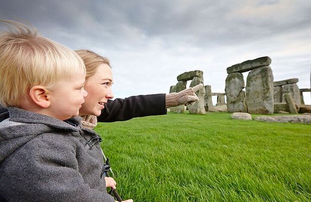Stonehenge and Windsor from London