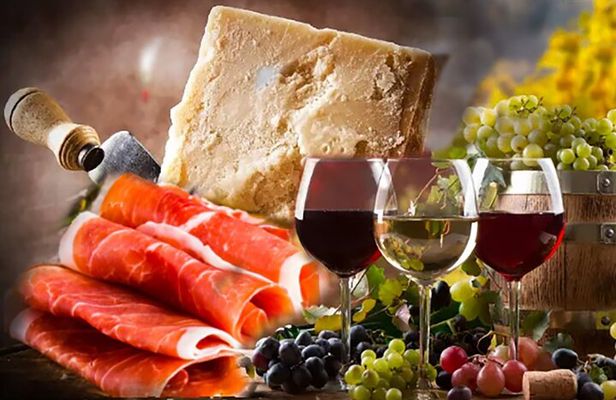Parma: Parmigiano dairy, Parma Ham, & Wineyard Tour with Tastings