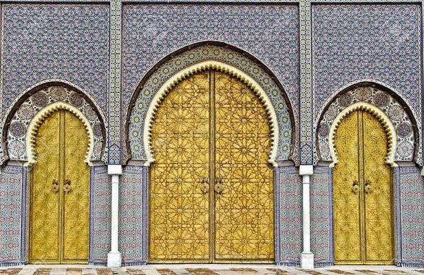 Casablanca to Fez Private Guided Day Trip with lunch