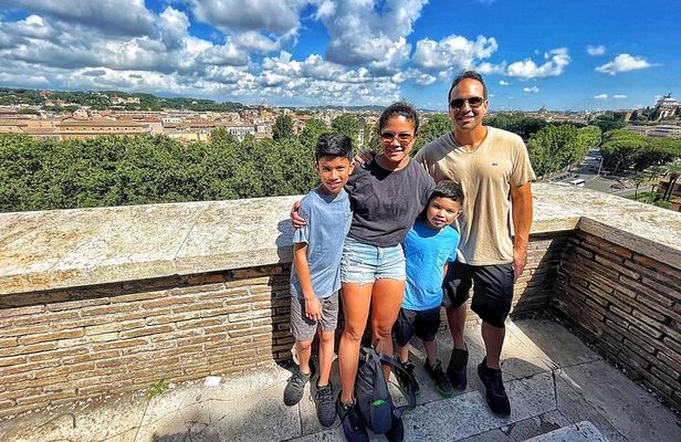 Private Golf Cart Tour Highlight With Local ,Hidden Gems, Gelato