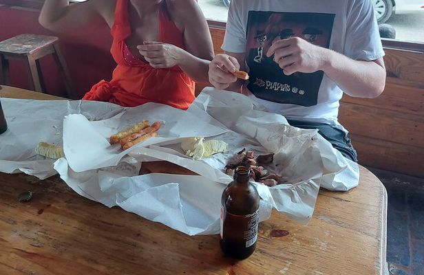 The Ultimate Jamaican Jerk Chicken Foodie Tour