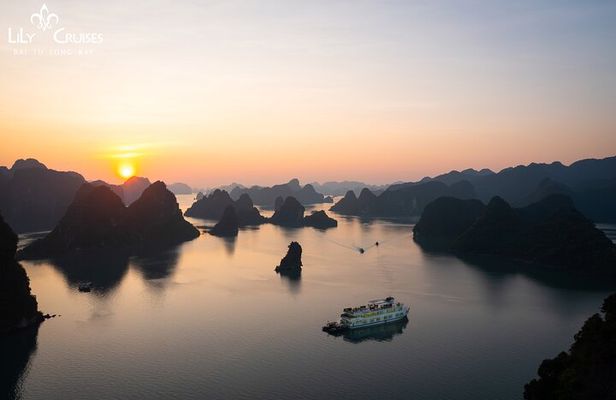 Bai Tu Long Bay 2 Days from Hanoi