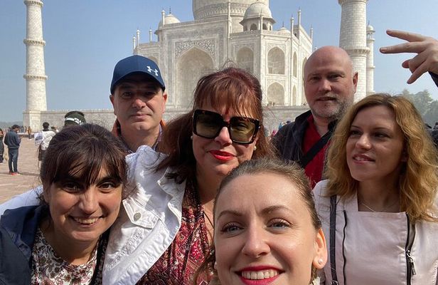 Skip The Line Taj Mahal Agra Fort Car & Tour Guide From Agra
