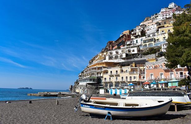 Positano, Amalfi and Ravello Small Group by Minivan from Sorrento