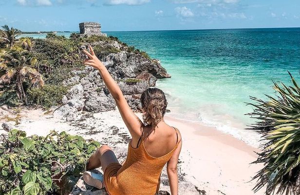 Guided tour to Tulum majestic Ruins + Cenote swim + Lunch