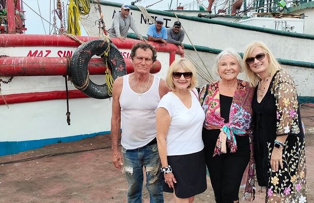 Seafood Secret Tour in Mazatlan