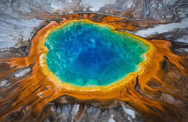 Yellowstone Full Day Small Group Tour (from West Yellowstone)