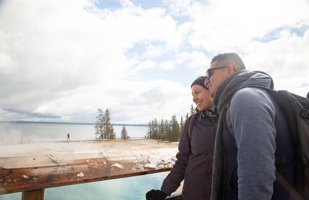 Yellowstone Full Day Small Group Tour (Deep Creek)