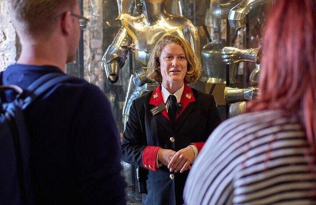 VIP Beefeaters Meet & Greet with Tower of London Guided Tour
