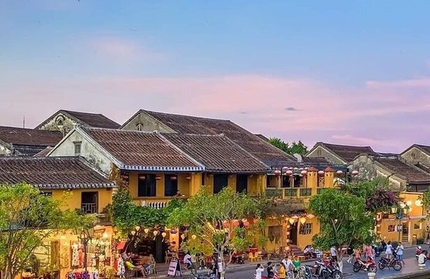 Hoi An/Da Nang to Phong Nha or Phong Nha to Hoi An by Private Car