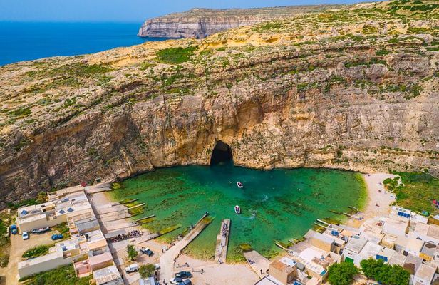 From Malta: Gozo Jeep Tour with Lunch and Hotel Transfers
