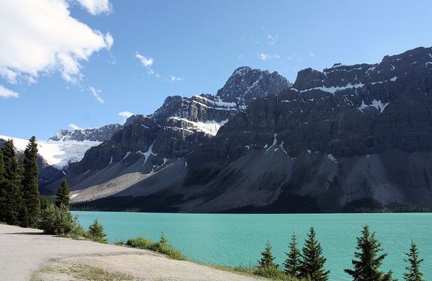 4-Day Authentic Banff, Jasper and Glacier Tour Package