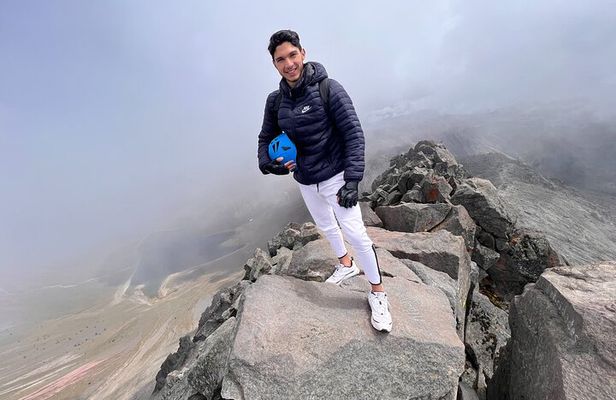 Reach the Nevado de Toluca's summit from mexico city private tour