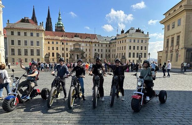 Prague Trike & E-Bike Combo Tour