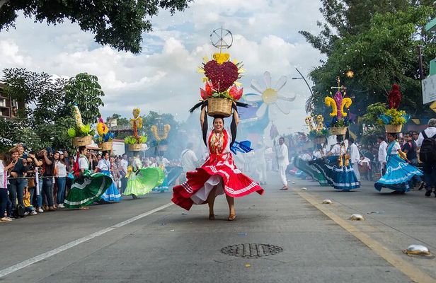 Oaxaca with a Local Photographer